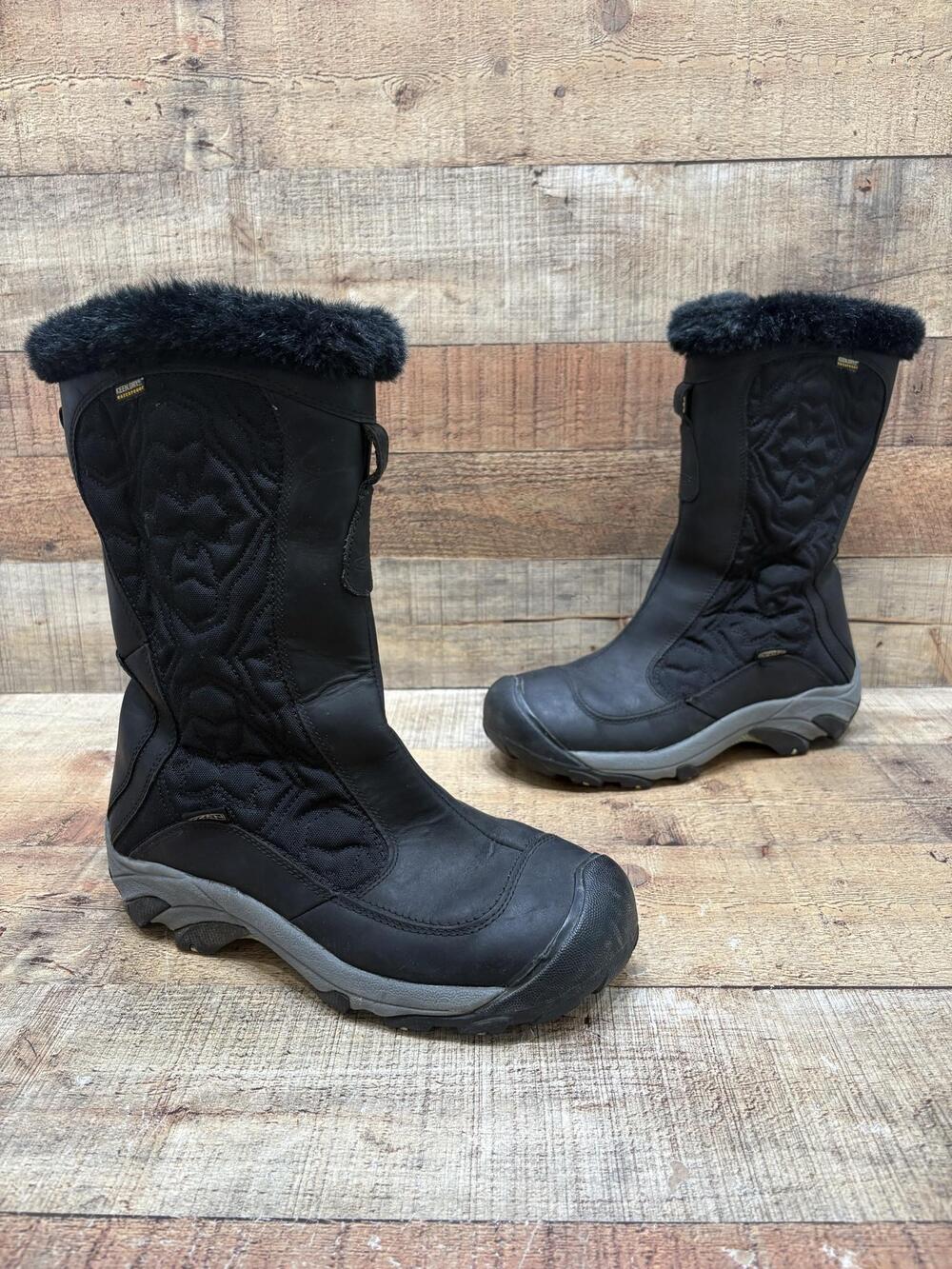 KEEN Snow Boots Womens Size 9 39.5 Black Leather Mid Calf Faux Fur Waterproof